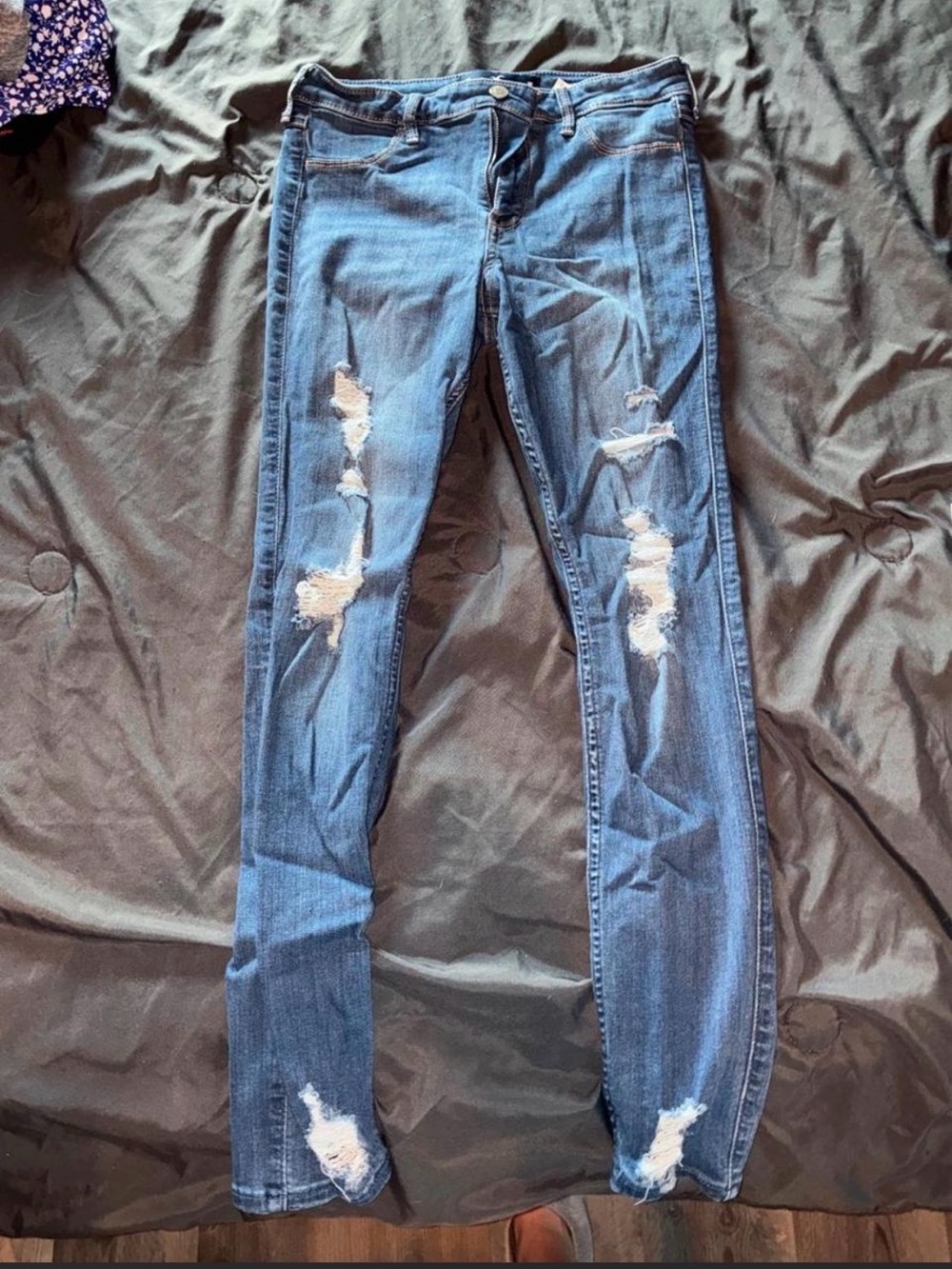 Hollister Medium Blue Ripped Skinny Jeans